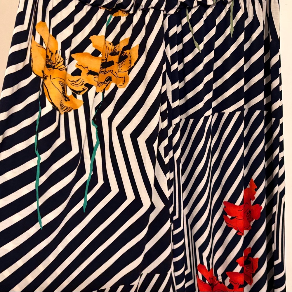 Bundle of 2 maxi dresses with floral accents - Picture 9 of 13